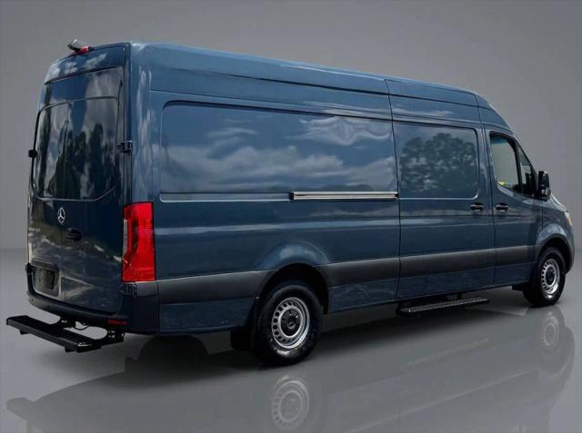 2019 Mercedes-Benz Sprinter 2500 Extended