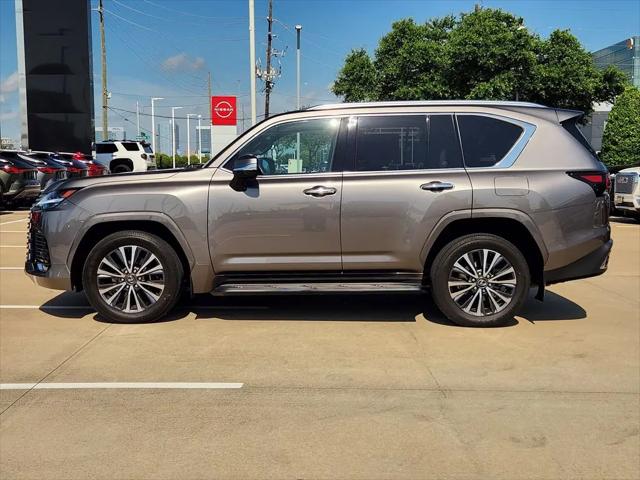 2024 Lexus LX Premium