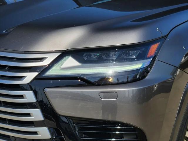 2024 Lexus LX Premium