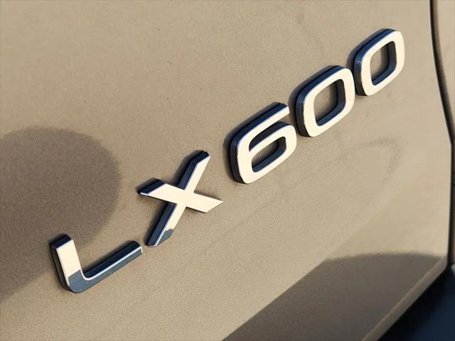 2024 Lexus LX Premium