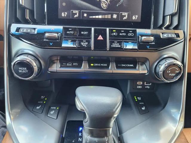 2024 Lexus LX Premium