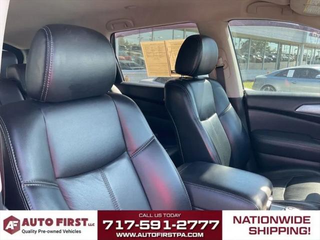 2018 Nissan Pathfinder SL