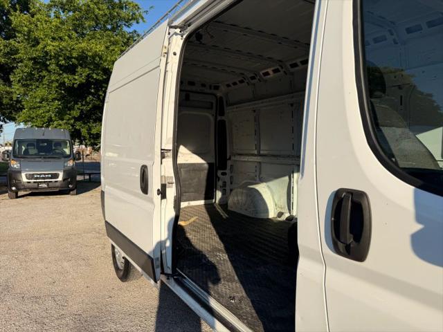 2017 Ram ProMaster 2500 Cargo Van High Roof 159" WB