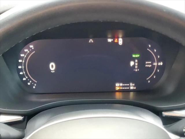 2023 Volvo XC60 Recharge T8 Plus Dark Theme