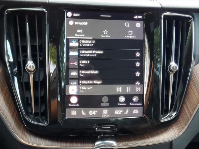 2023 Volvo XC60 Recharge T8 Plus Dark Theme