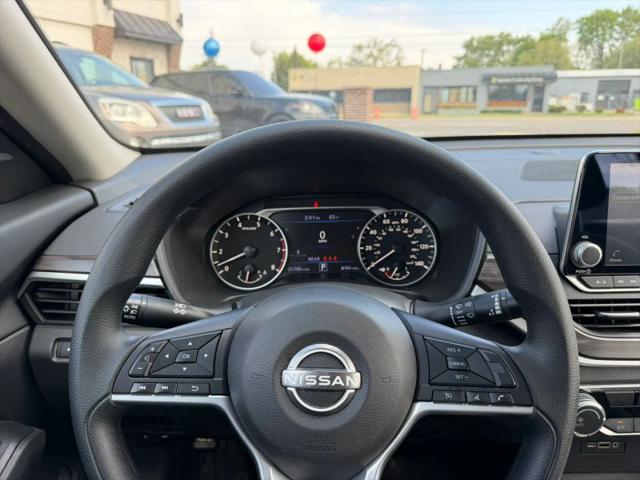 2025 Nissan Altima SV FWD