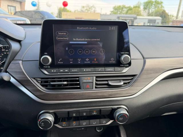 2025 Nissan Altima SV FWD