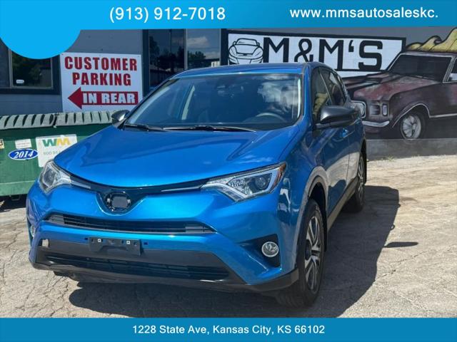 2018 Toyota RAV4 LE for sale in Kansas City, KS
