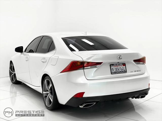 2017 Lexus IS 300 300