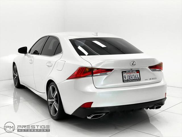 2017 Lexus IS 300 300