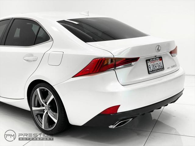 2017 Lexus IS 300 300