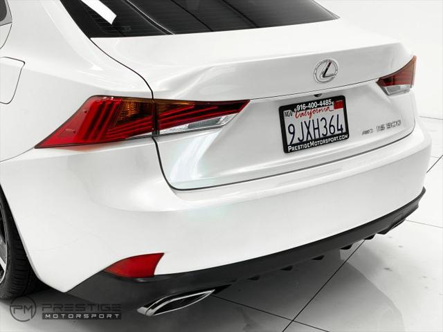 2017 Lexus IS 300 300