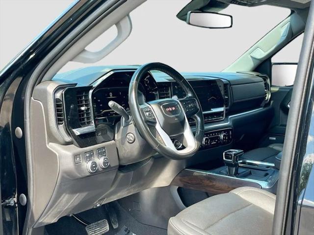 2023 GMC Sierra 1500 4WD Crew Cab Short Box SLT