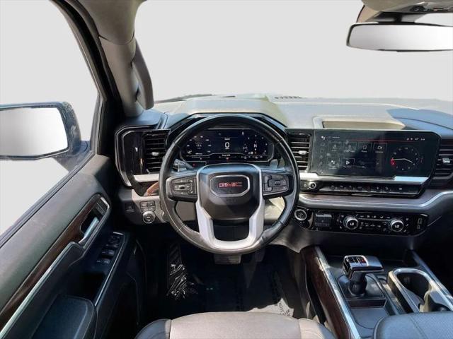 2023 GMC Sierra 1500 4WD Crew Cab Short Box SLT