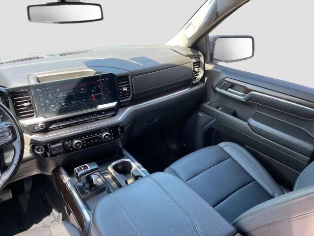 2023 GMC Sierra 1500 4WD Crew Cab Short Box SLT