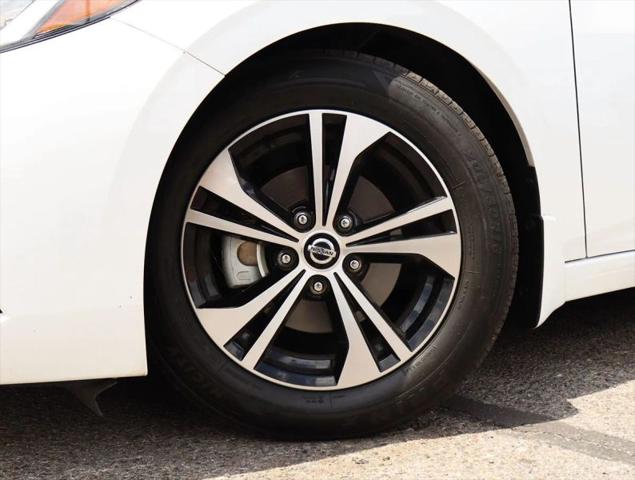 2023 Nissan Sentra SV Xtronic CVT