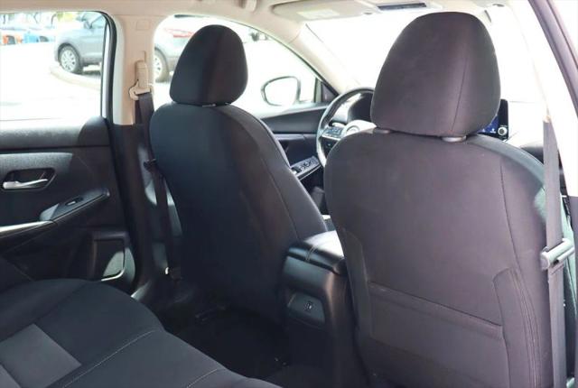 2023 Nissan Sentra SV Xtronic CVT