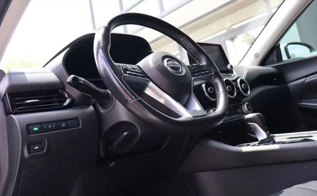 2023 Nissan Sentra SV Xtronic CVT