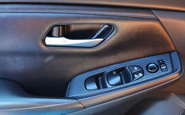 2022 Nissan Sentra SV Xtronic CVT