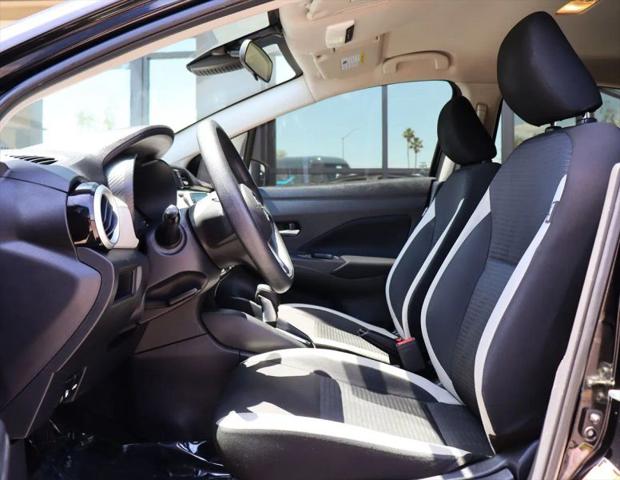 2021 Nissan Versa SV Xtronic CVT