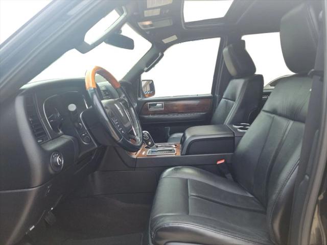 2016 Lincoln Navigator Select