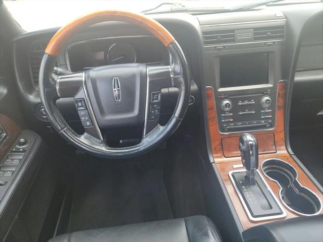 2016 Lincoln Navigator Select