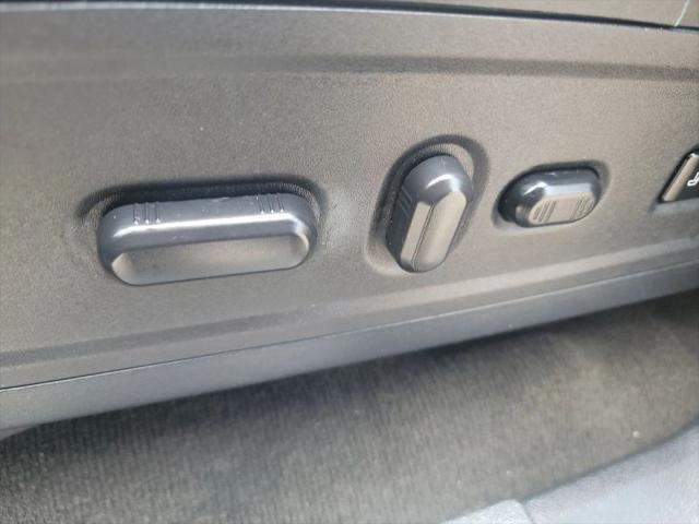 2016 Lincoln Navigator Select