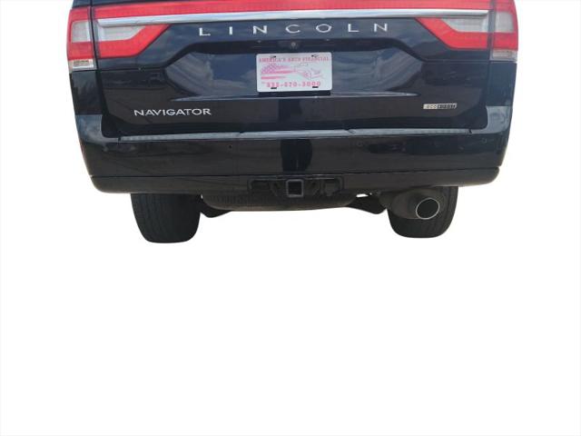 2016 Lincoln Navigator Select