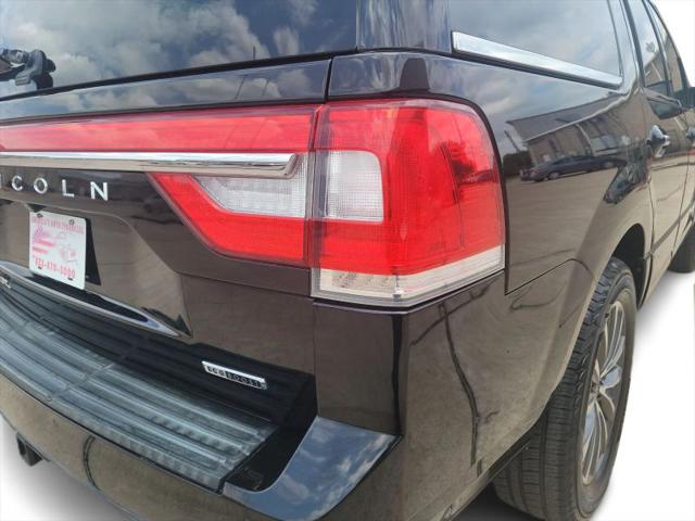 2016 Lincoln Navigator Select