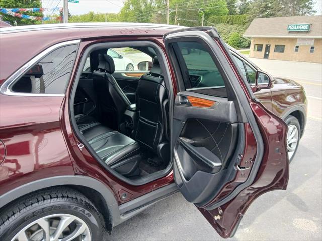 2017 Lincoln MKC Select