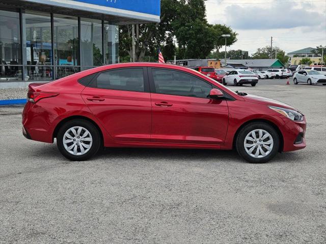 2022 Hyundai Accent SE