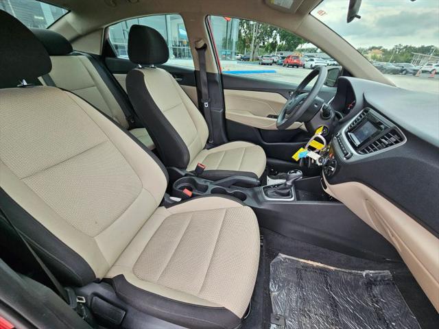2022 Hyundai Accent SE