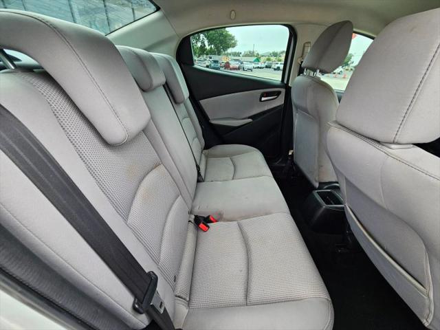 2019 Toyota Yaris L