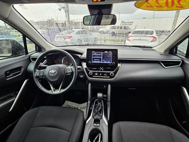 2022 Toyota Corolla Cross LE