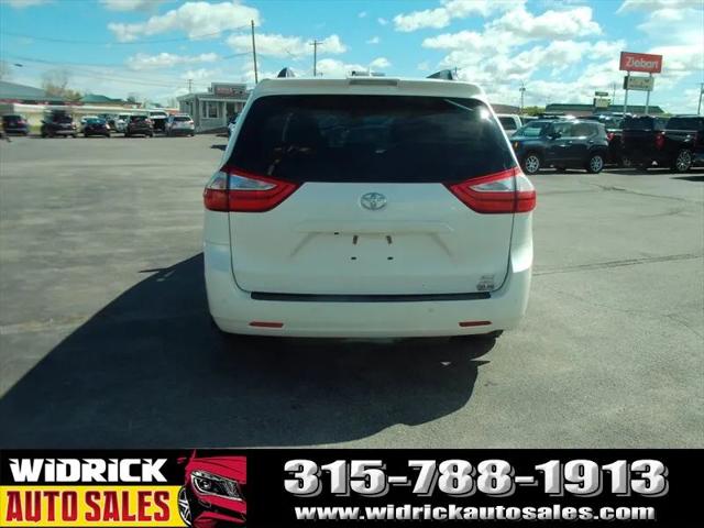 2018 Toyota Sienna XLE 7 Passenger