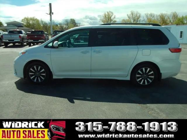 2018 Toyota Sienna XLE 7 Passenger