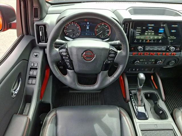 2025 Nissan Frontier Crew Cab PRO-4X 4x4