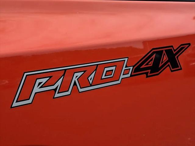 2025 Nissan Frontier Crew Cab PRO-4X 4x4