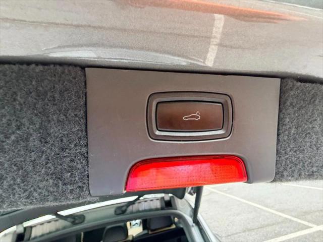 2016 Porsche Cayenne Base