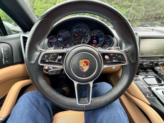2016 Porsche Cayenne Base