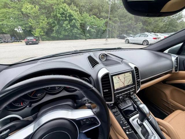 2016 Porsche Cayenne Base