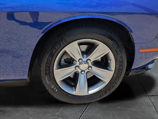 2022 Dodge Challenger SXT