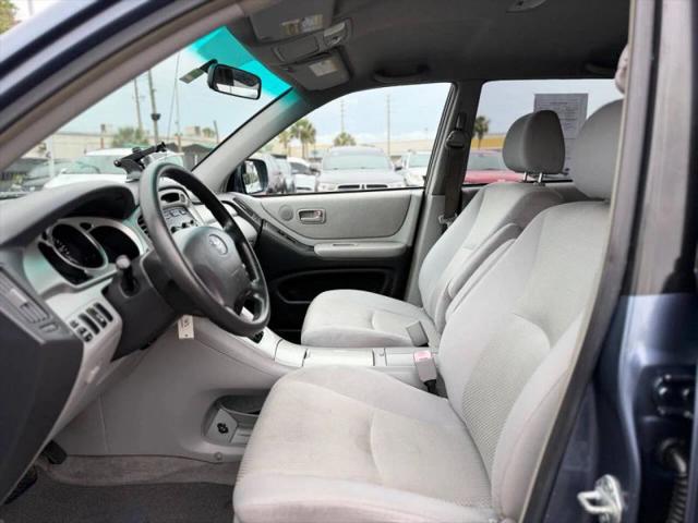 2005 Toyota Highlander Base