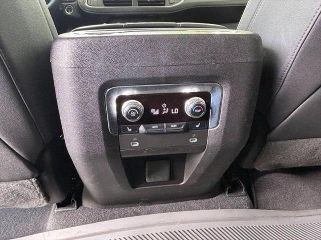 2023 GMC Yukon 4WD SLT