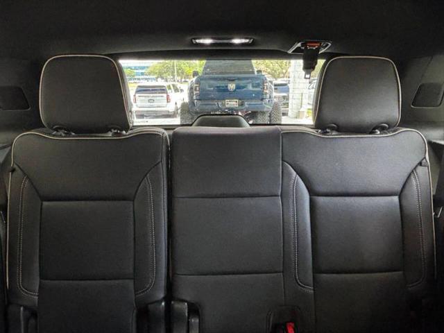 2023 GMC Yukon 4WD SLT