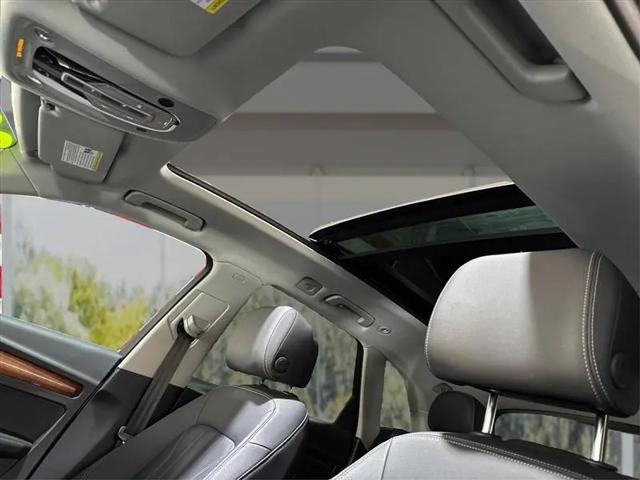 2022 Audi Q5 Premium 45 TFSI S line quattro S tronic