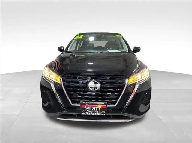 2022 Nissan Kicks S Xtronic CVT