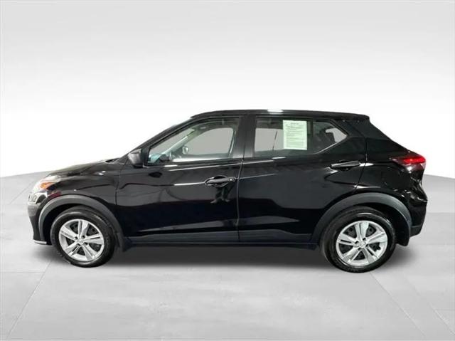 2022 Nissan Kicks S Xtronic CVT