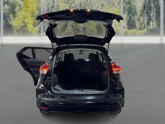 2022 Nissan Kicks S Xtronic CVT