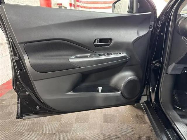 2022 Nissan Kicks S Xtronic CVT